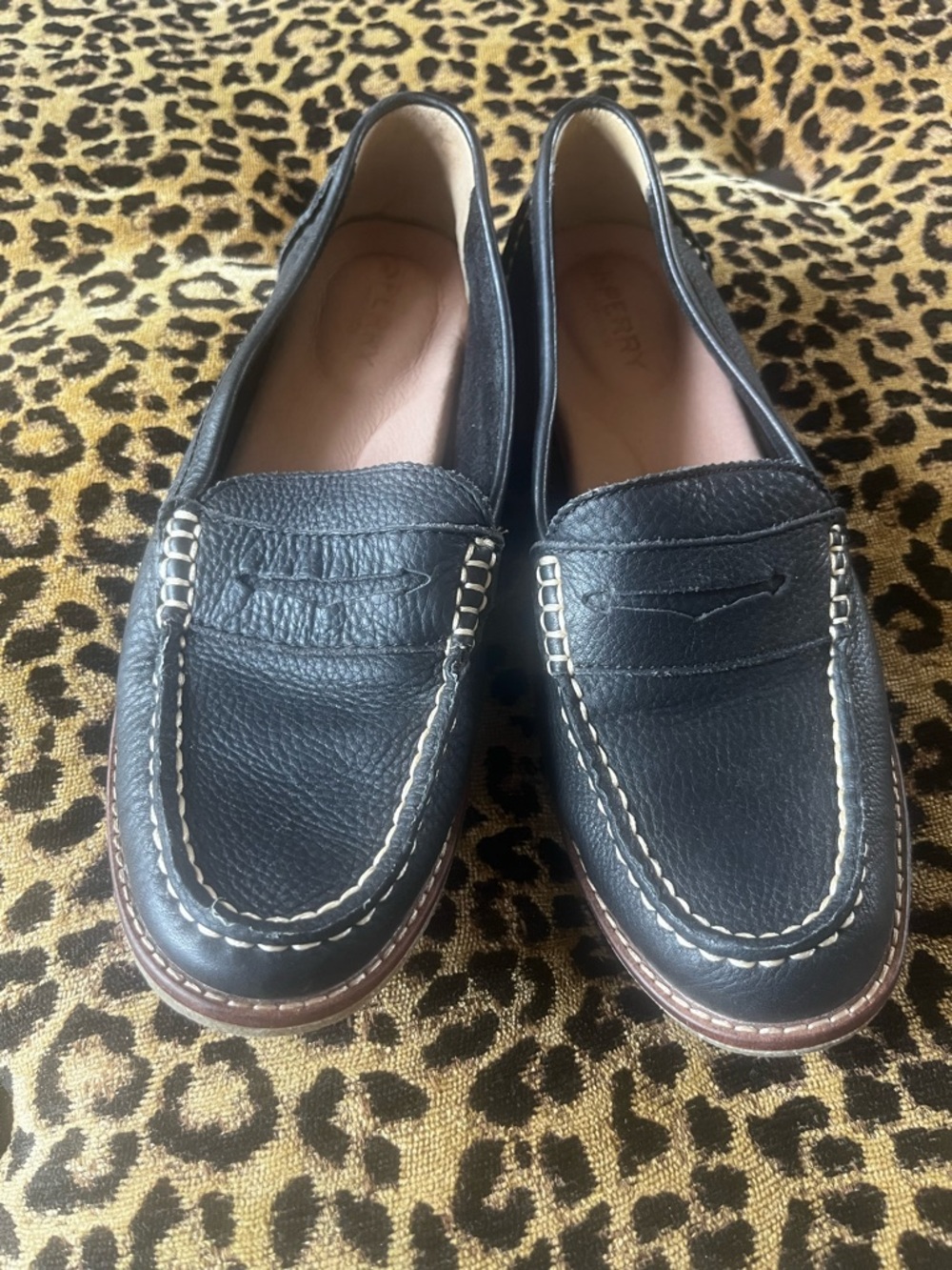 Sperry Women's Seaport Penny Loafers Black Leather With White Stitching SZ 7